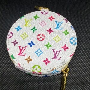 ✅ PRICE IS FIRM ✅ Fashion Colorful Monogram Coin Pouch